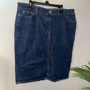 Borden Size 8 Denim Pencil Skirt